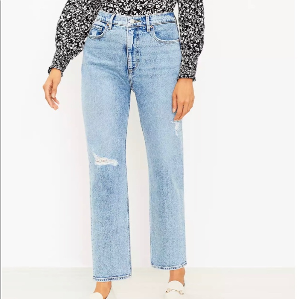NWT LOFT Curvy 90s Straight Jeans In Light Authentic Indigo Wash‎